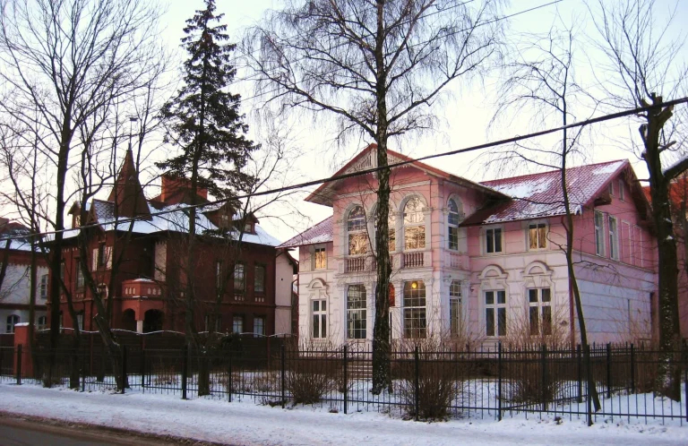 Комсомольская улица